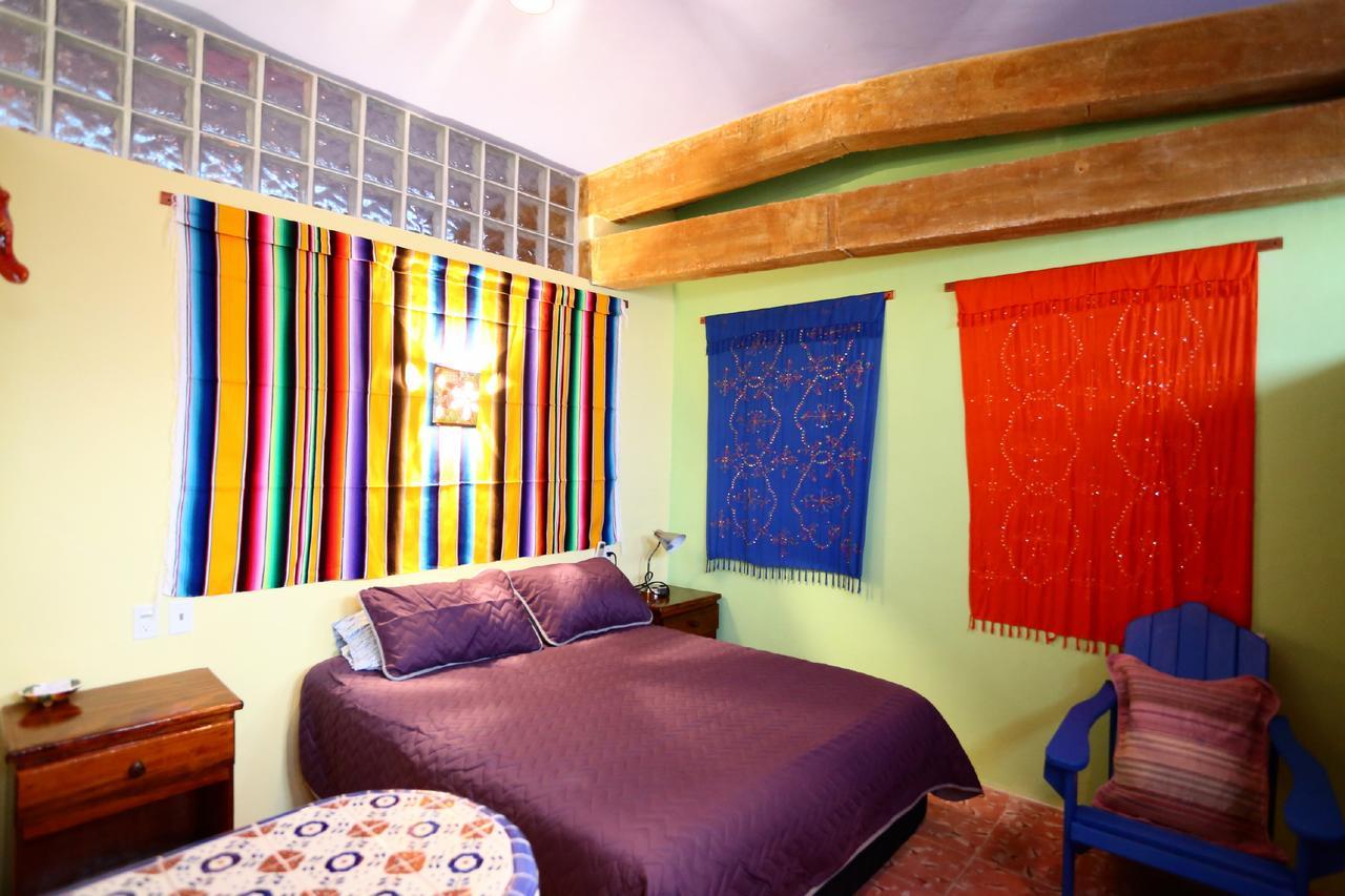 El Milagro Beach Hotel And Marina Isla Mujeres Bagian luar foto
