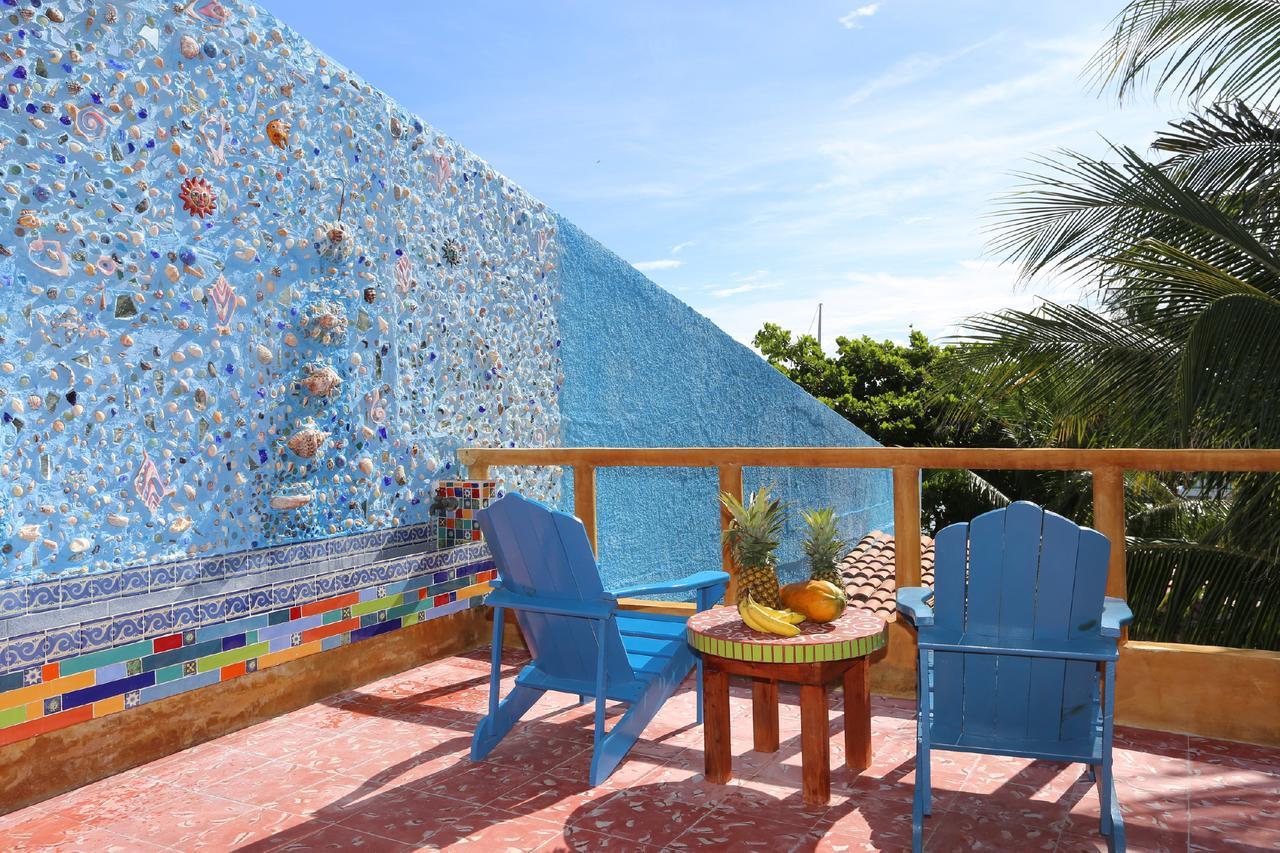 El Milagro Beach Hotel And Marina Isla Mujeres Bagian luar foto